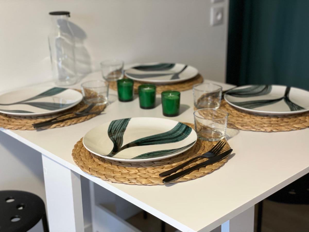 Superbe Appartement La Rochelle ลาโรแชล ภายนอก รูปภาพ
